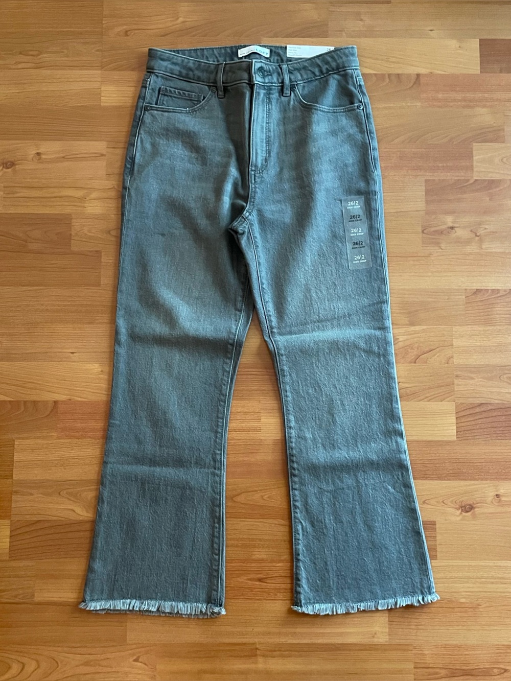 LOFT Kick Crop Jeans in Washed Gray